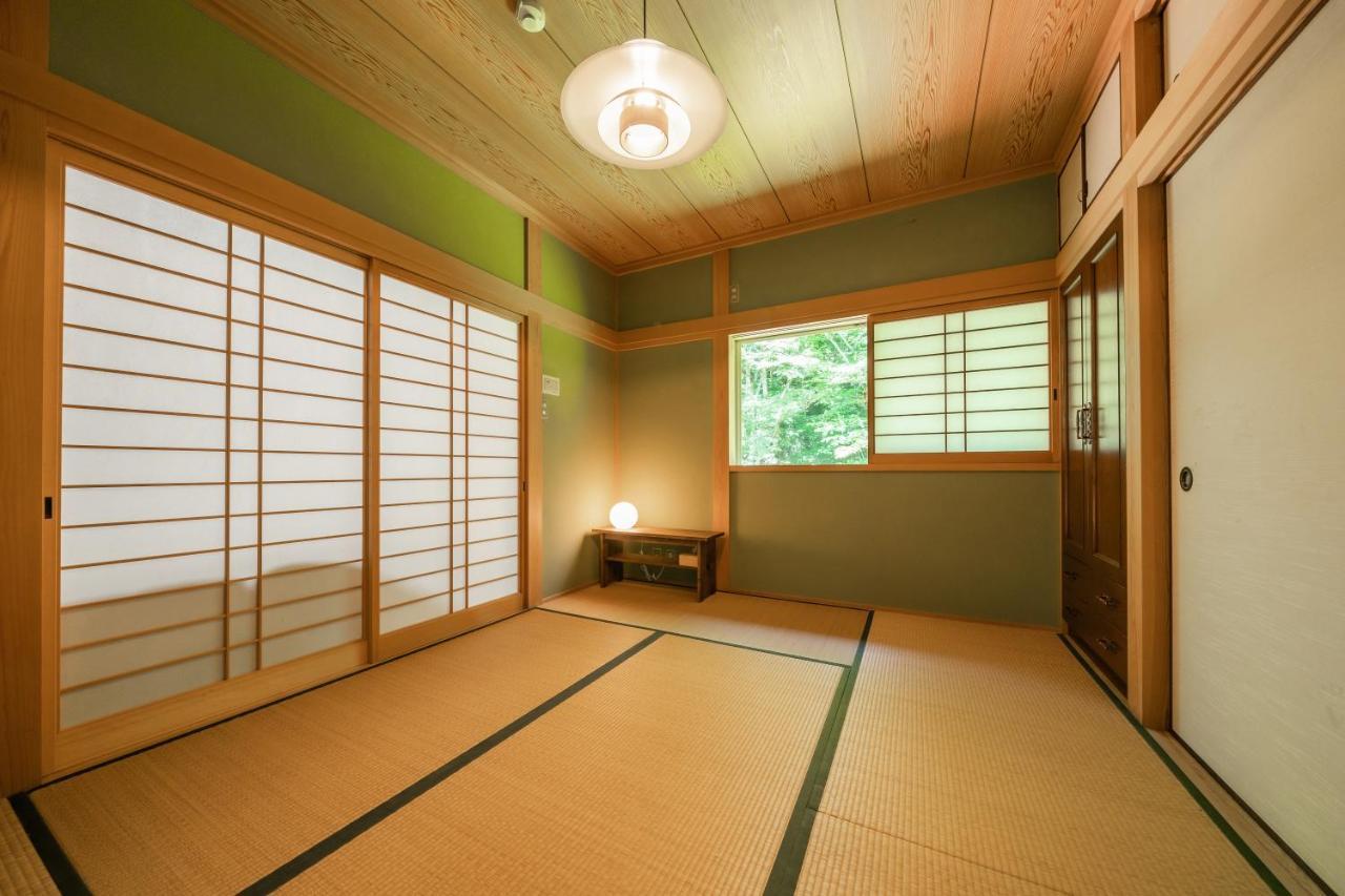 Holiday home 深山山荘 Denchi *
